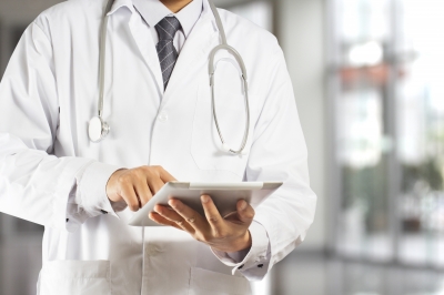 Warum Ärzte und Arztpraxen eine professionelle Praxishomepage erstellen lassen sollten